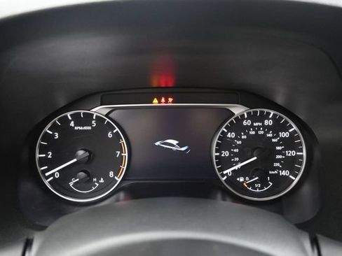 Used 2025 Nissan Altima 2.5 SV FWD image 24