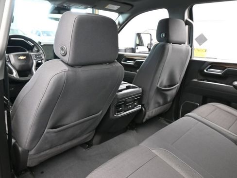 Used 2026 Chevrolet Silverado 3500 LT AWD/4WD image 35