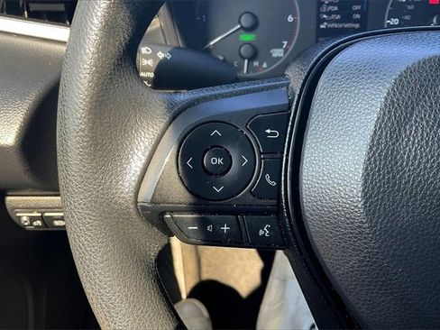 Used 2023 Toyota Corolla LE image 18