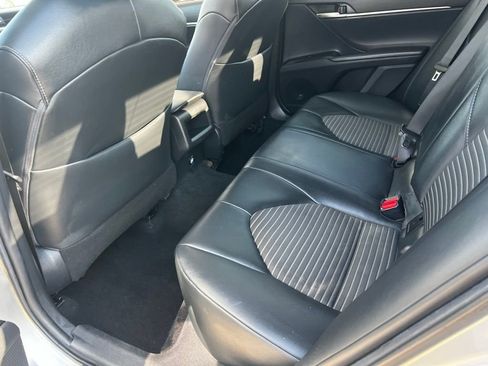 Used 2019 Toyota Camry SE image 23