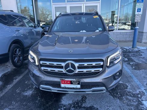 Used 2022 Mercedes-Benz GLB 250 GLB 250 image 2