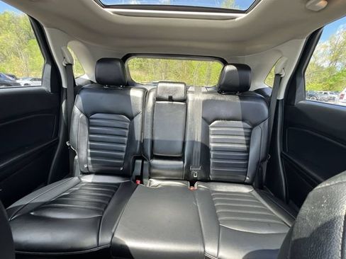 Used 2022 Ford Edge SEL w/ Convenience Package AWD/4WD image 14