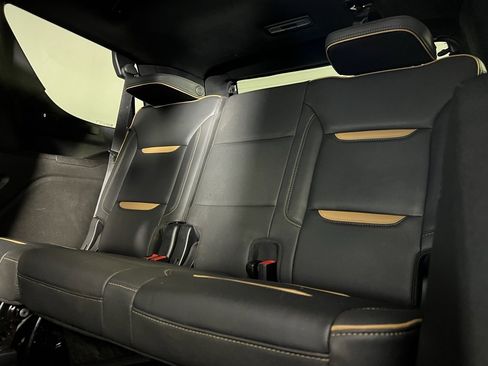 Used 2023 GMC Yukon AT4 image 27