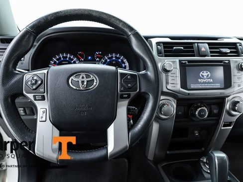 Used 2014 Toyota 4Runner 4WD image 20