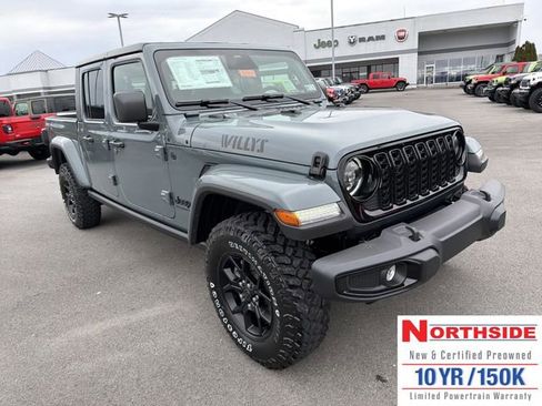 New 2026 Jeep Gladiator Sport AWD/4WD image 3