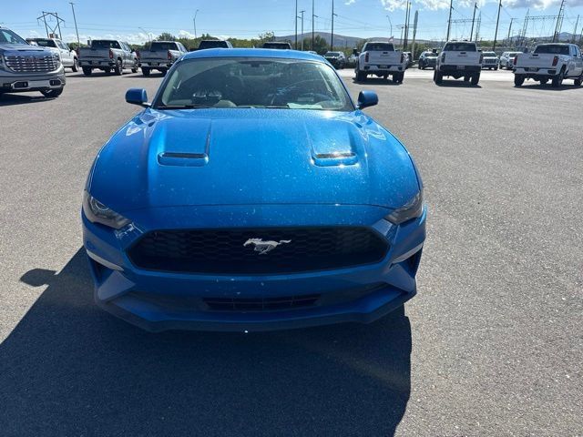 Used 2020 Ford Mustang Coupe RWD image 2