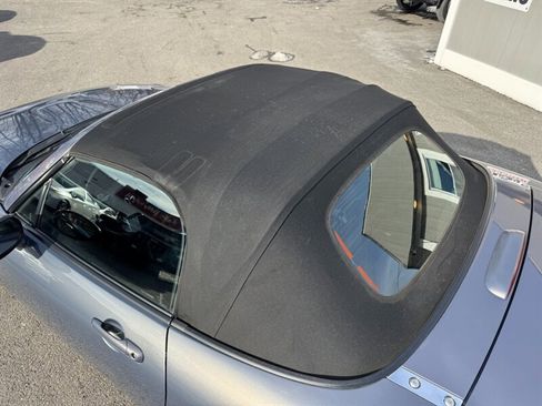 Used 2007 MAZDA MX-5 Miata Grand Touring w/ Premium Pkg image 16