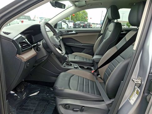 Used 2022 Volkswagen Taos SEL AWD/4WD image 13