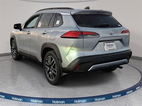 New 2026 Toyota Corolla Cross XLE image 4