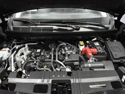 New 2025 Nissan Kicks SV w/ SV Premium Package image 30