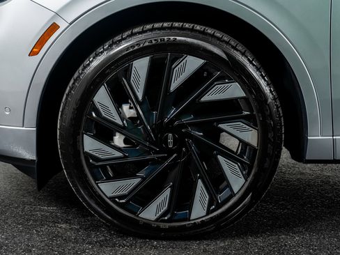 Used 2024 Lincoln Nautilus Black Label w/ Jet Appearance Package (87T) image 18