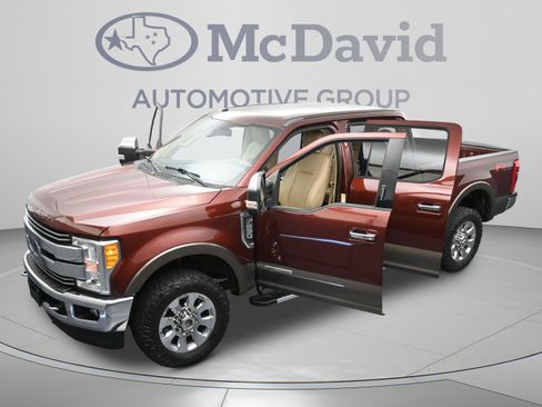 Used 2017 Ford F250 Lariat w/ Lariat Ultimate Package AWD/4WD image 45