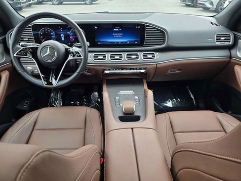 Used 2024 Mercedes-Benz GLE 350 4MATIC image 18