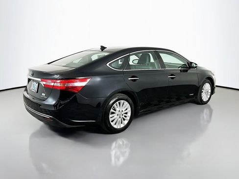 Used 2013 Toyota Avalon Limited image 8