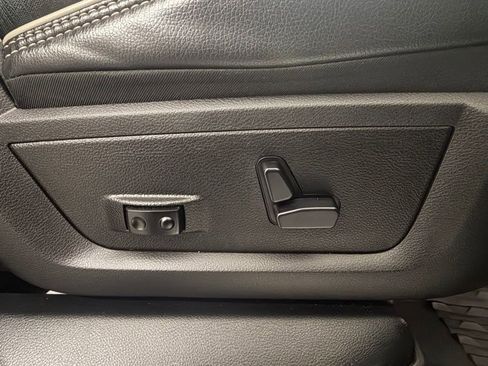 Used 2019 RAM 2500 Laramie AWD/4WD image 44