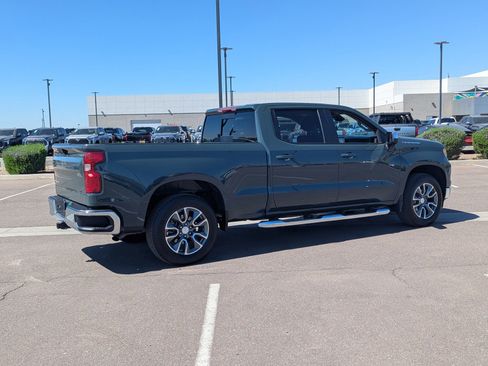 Used 2026 Chevrolet Silverado 1500 LT w/ Convenience Package II image 5
