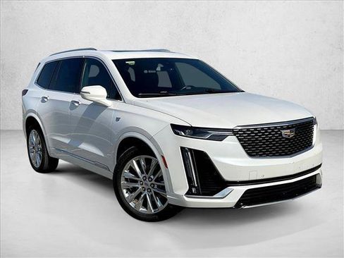 Used 2020 Cadillac XT6 Premium Luxury FWD image 11