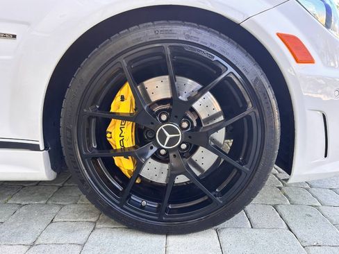 Used 2015 Mercedes-Benz C 63 AMG Coupe image 41