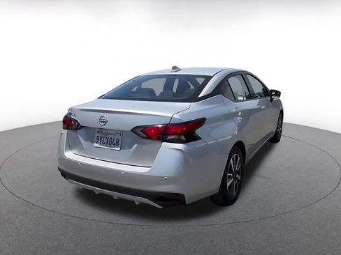 Used 2025 Nissan Versa SV FWD image 15