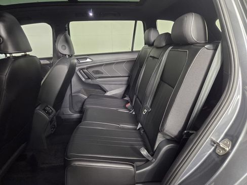 Used 2024 Volkswagen Tiguan SE R-Line FWD image 24