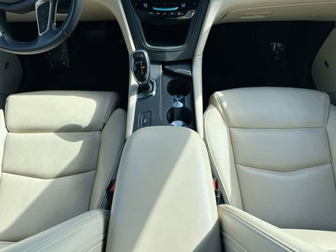 Used 2017 Cadillac XT5 Luxury w/ Driver Awareness Package image 30