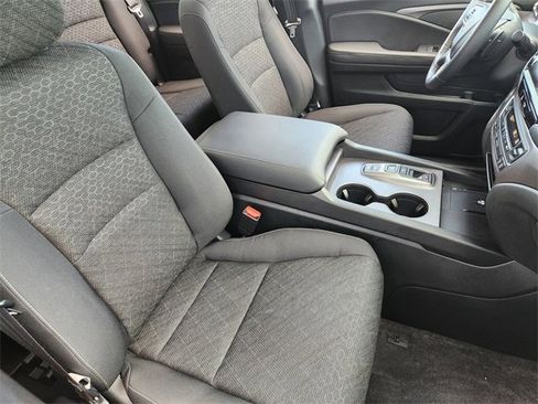 Certified 2025 Honda Ridgeline Sport image 14