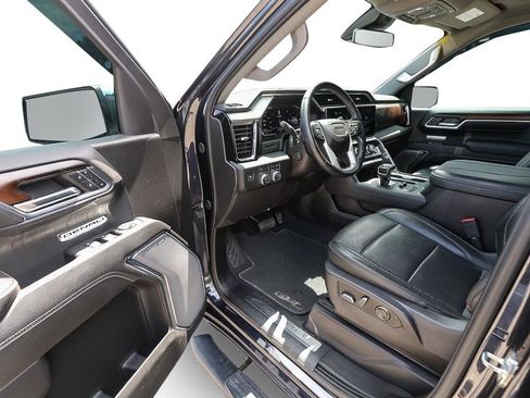 Used 2024 GMC Sierra 1500 Denali AWD/4WD image 12