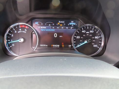 Used 2022 Ford F250 Lariat w/ Chrome Package image 36