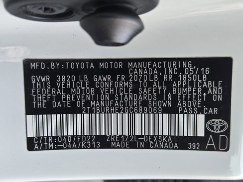 Used 2016 Toyota Corolla S image 30