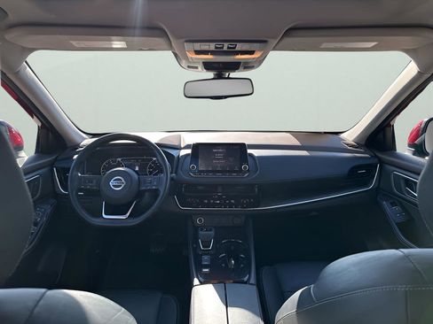 Used 2021 Nissan Rogue SL image 22