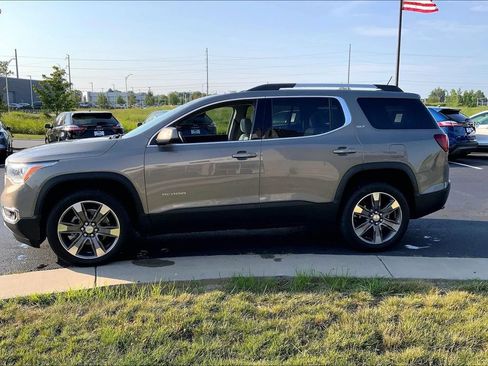 Used 2019 GMC Acadia SLT AWD/4WD image 12