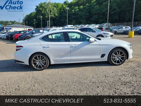 Used 2025 Genesis G70 2.5T AWD/4WD image 6