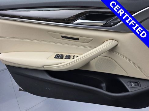 Certified 2023 BMW 530i 530i w/ Convenience Package image 26