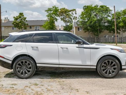 Used 2018 Land Rover Range Rover Velar R-Dynamic SE image 8