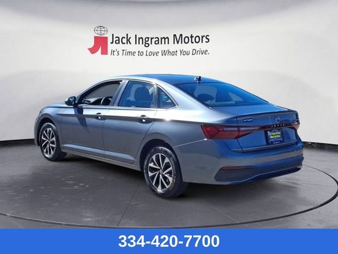 Used 2025 Volkswagen Jetta S image 3