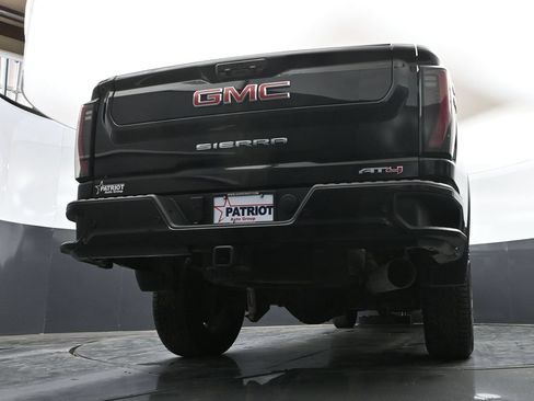 Used 2024 GMC Sierra 2500 AT4 w/ AT4 Preferred Package AWD/4WD image 48