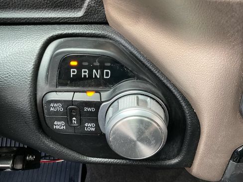 Used 2022 RAM 1500 Laramie AWD/4WD image 35