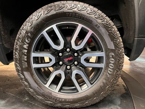Used 2021 GMC Sierra 1500 AT4 AWD/4WD image 31