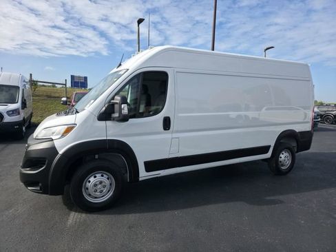 Used 2023 RAM ProMaster 2500 image 9