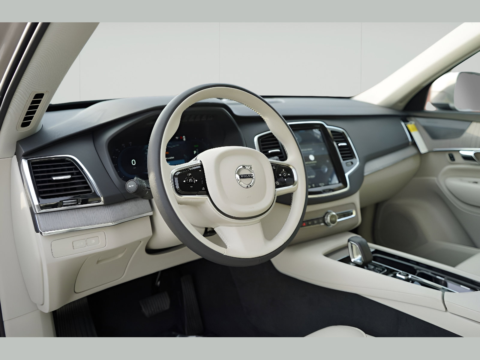 New 2025 Volvo XC90 T8 Plus w/ Protection Package Premier AWD/4WD image 10