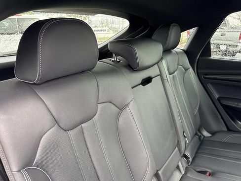 Used 2022 Audi SQ5 Prestige AWD/4WD image 34
