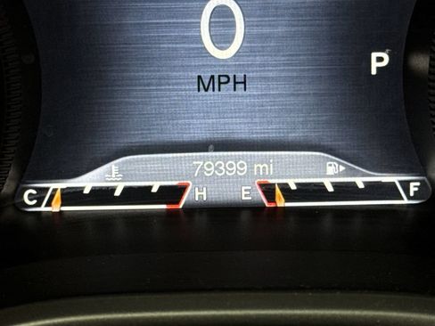 Used 2016 Jeep Cherokee Trailhawk AWD/4WD image 13