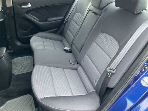 Used 2017 Kia Forte LX w/ LX Popular Package image 33