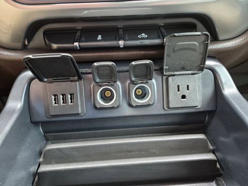 Used 2014 Chevrolet Silverado 1500 LT w/ Texas Edition, 1LT Trim image 20