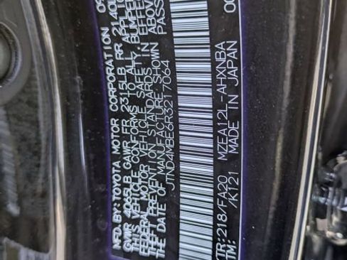 Certified 2024 Toyota Corolla SE image 34