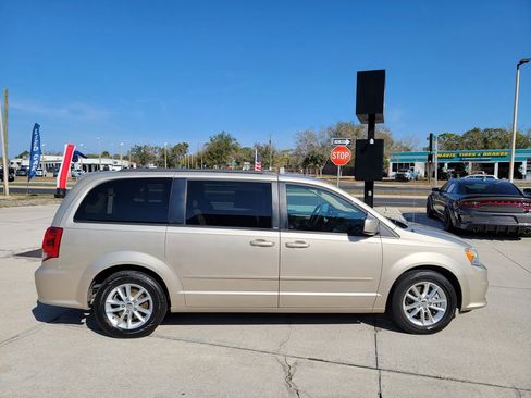 Used 2013 Dodge Grand Caravan SXT image 6