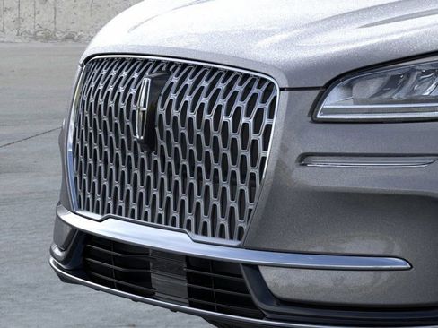 New 2025 Lincoln Corsair Premiere w/ Towing Package image 17