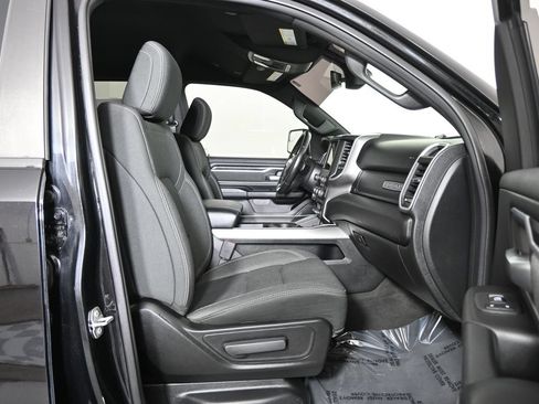Used 2020 RAM 1500 Big Horn AWD/4WD image 14