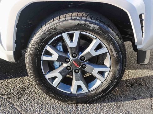 New 2026 Toyota 4Runner TRD Sport Premium AWD/4WD image 11