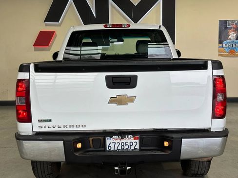 Used 2011 Chevrolet Silverado 1500 W/T image 8